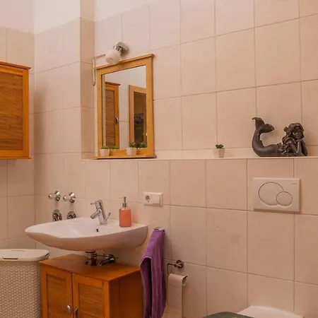 Apartment Schone Eigentumswohnung In Der Altstadt Mit Terrasse